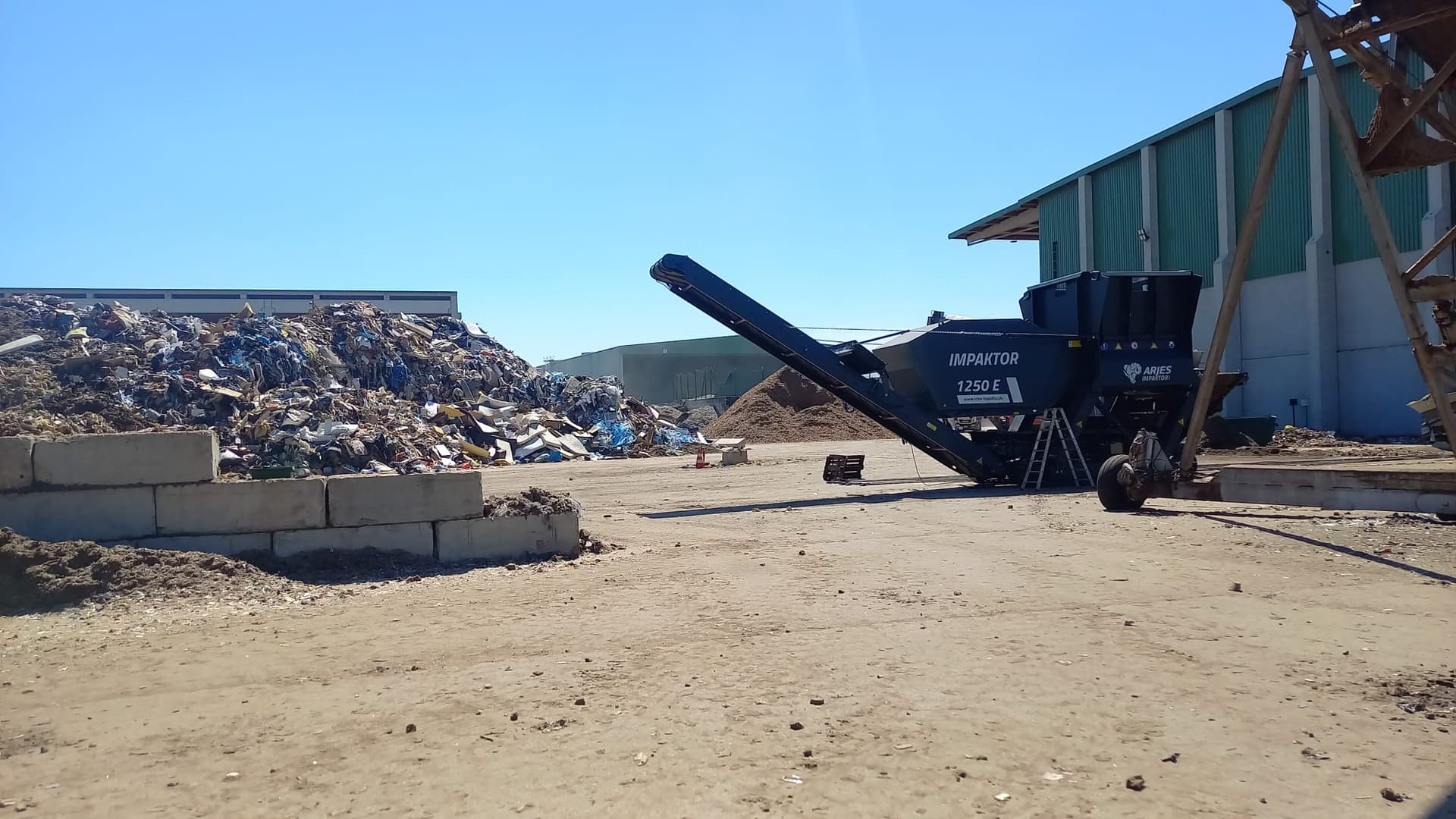 IMPAKTOR 1250 D gallery