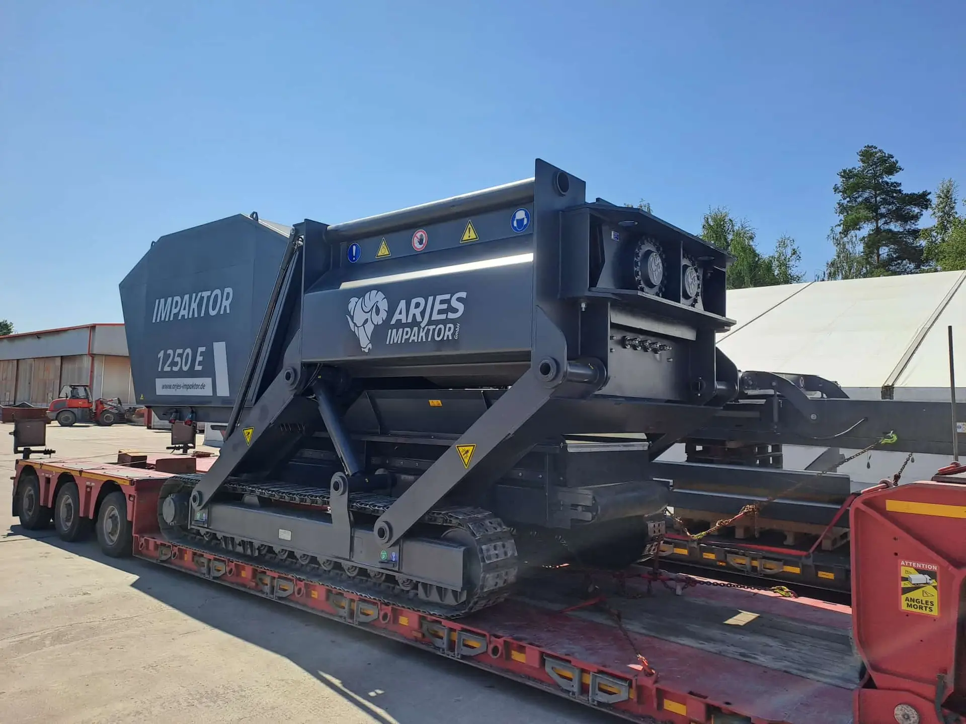 IMPAKTOR 1250 E gallery