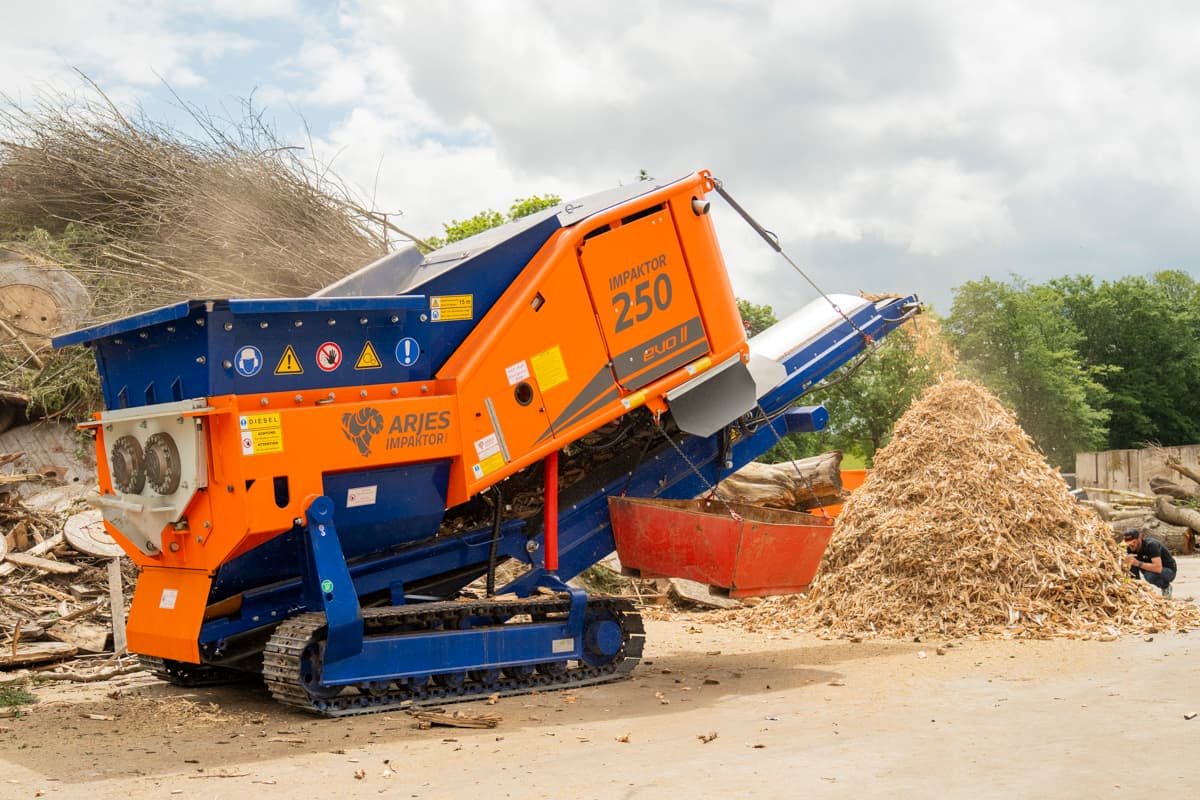 IMPAKTOR 250 EVO I gallery