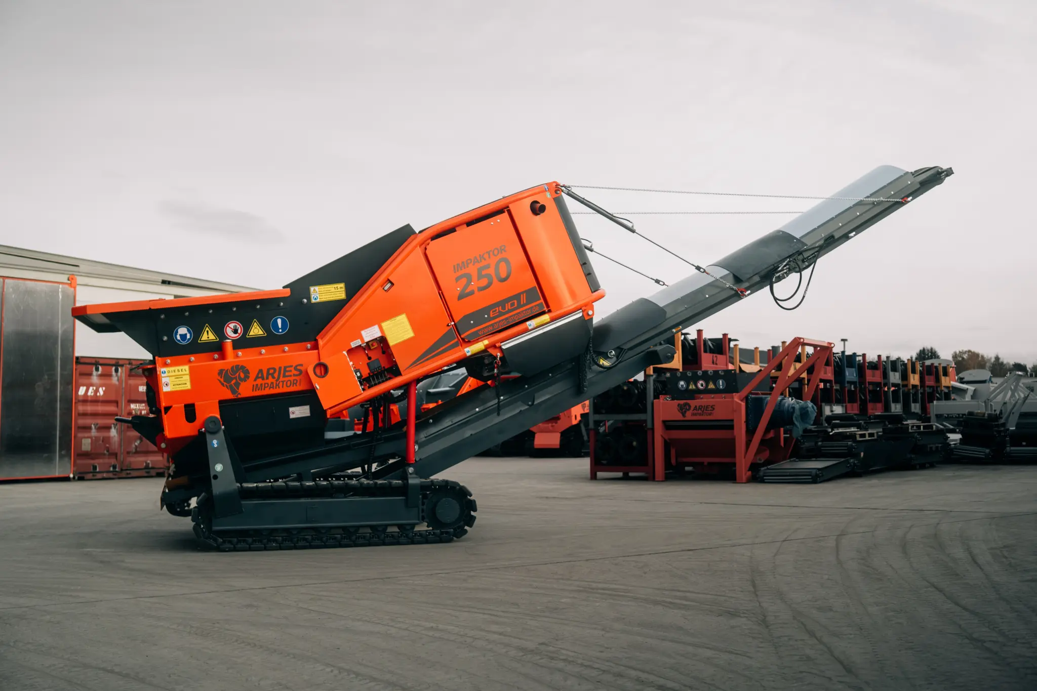 IMPAKTOR 1000 gallery